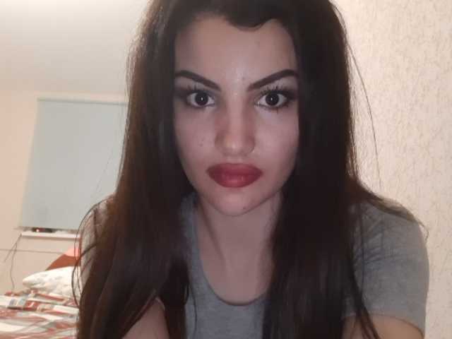 Fényképek Kamilla9929 I am a virgin, waiting for invitations to a private chat I will show and fulfill your desires Покажу грудь 43