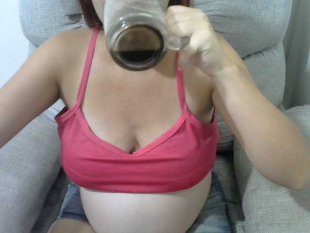 Fényképek Kamixsexx #squirt #milk #pregnant #analdeep #deeptrhoat #BDSM