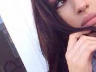 Erotikus videocsevegés kariinaa