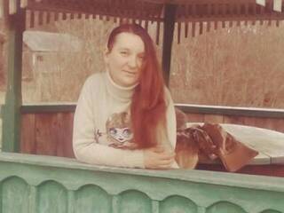 Erotikus videocsevegés Karimandjo