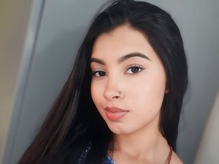 Erotikus videocsevegés Karina-Fissher