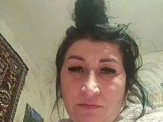 Erotikus videocsevegés KarinaDesire