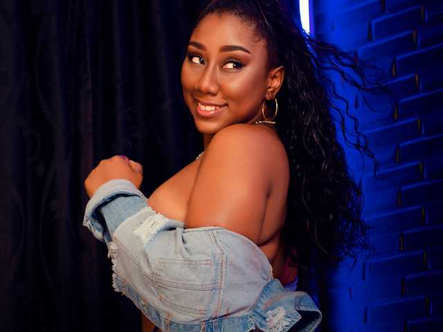 A profil fényképe KarinaLarzo