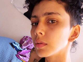 Erotikus videocsevegés Karla98