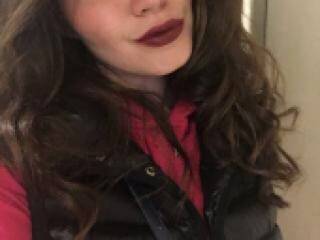 Erotikus videocsevegés karmelllita