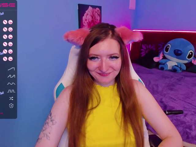 Fényképek KarolinaQueen @remain before striptease, NEW TOY DOMI!!! Hey, I'm Karolina, you won't get bored with me!) The sweetest thing on the menu is the squirt, POV blowjob, and juicy ass twerking. I am the real queen of ahegao^^