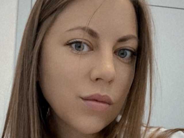 A profil fényképe Kat-mad