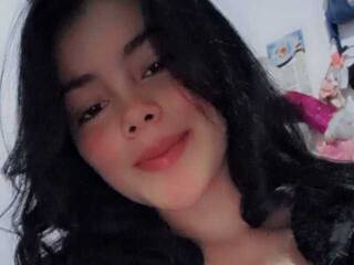 Erotikus videocsevegés Kathle-P