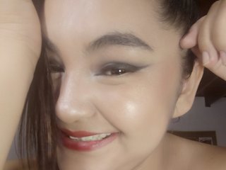 Erotikus videocsevegés katia-