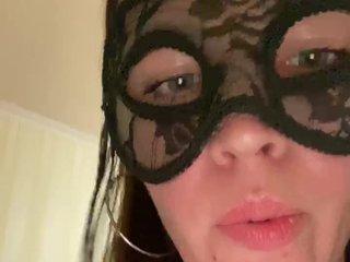 Erotikus videocsevegés Katti-Sweet