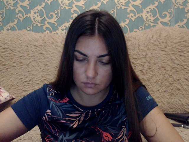 Fényképek KattyCandy Welcome to my room, in public we can just chat, pm-10 tk, open cam - 40 tk, and my name is Maria) 1000 312 688 goal of day