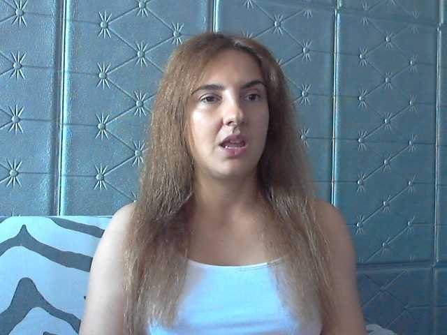 Fényképek KATYDIAZ im horny and ready for fun! join me!