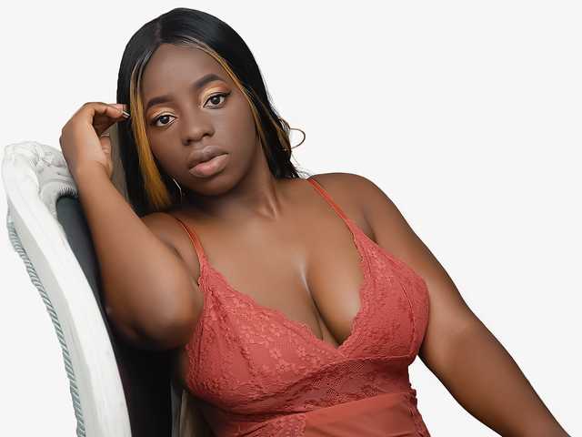 A profil fényképe KayaBrown