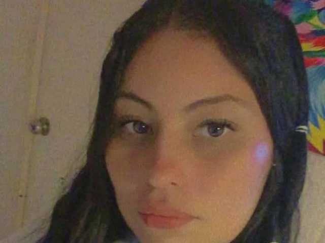 A profil fényképe Keira-23