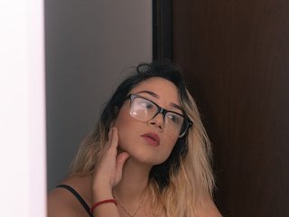 Erotikus videocsevegés keisy-kloe