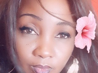 Erotikus videocsevegés kelly4u