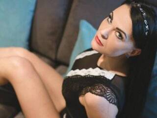 Erotikus videocsevegés KendallLUXE