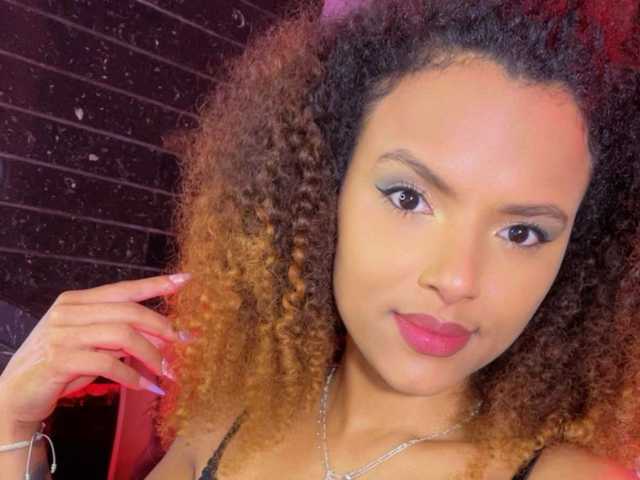 A profil fényképe KendraTasty