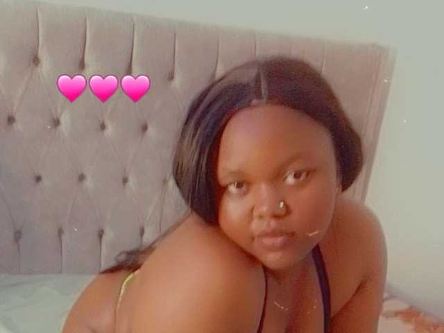 A profil fényképe kenyanbunny