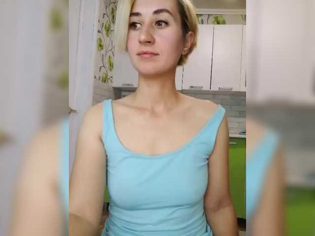 Fényképek Ketty-pretty- My lovens toy works from 2 tokens, my favorite vibration is 55 tok, make me feel good, and I'll give you...