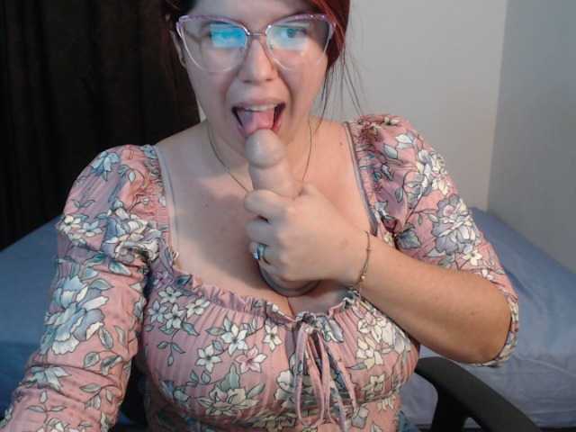 Fényképek khattie I have a tip menu, look at it and pay for your request...Come play with me and I'll make you run with my squirtreach the finish line you will see a squirt show- goal= squirt