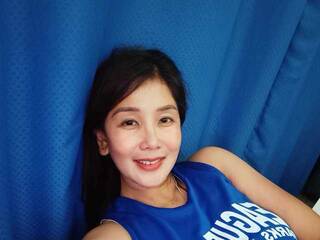 Erotikus videocsevegés Miyuki