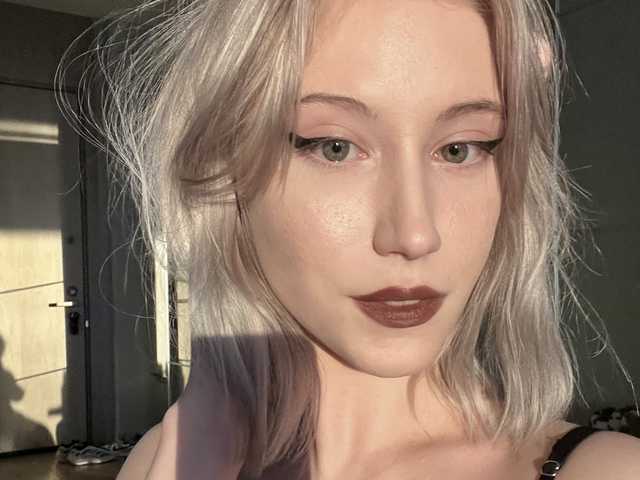 A profil fényképe KiitEkat