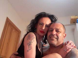 Erotikus videocsevegés Kikokika1