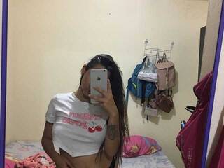 Erotikus videocsevegés Kimberly_Alejandra