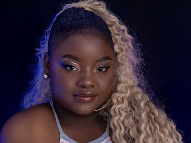 A profil fényképe Kimberly-1