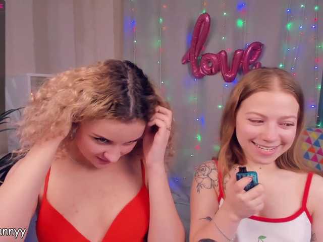 Fényképek KimberlyHoffm We are Anny(small girls) and Mary! Nude only in pvt) we new here