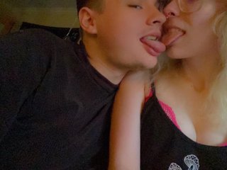 Erotikus videocsevegés kinkycouple420