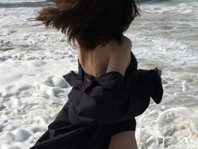 A profil fényképe kinsley-24