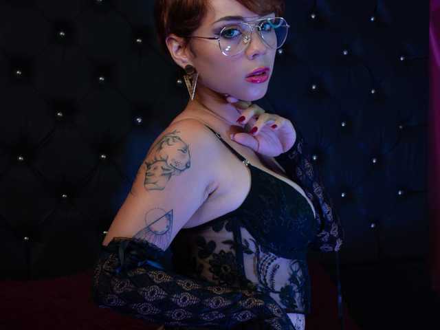 A profil fényképe Kiomelody-