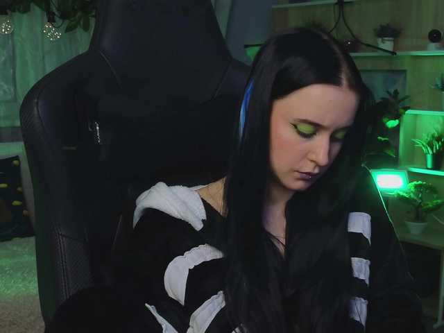 Sugárzási képernyőképek Kira_Li_Lime