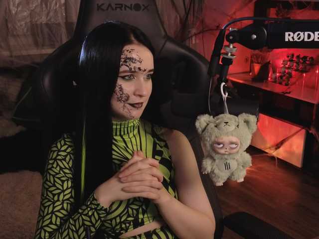 Sugárzási képernyőképek Kira_Li_Lime