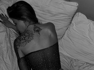 Erotikus videocsevegés KiraNa