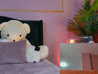 Erotikus videocsevegés KirraWhite