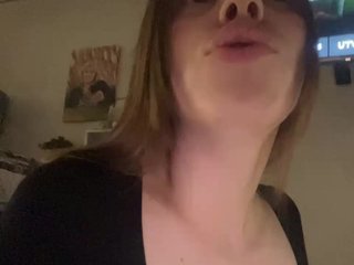 Erotikus videocsevegés KisaZlo