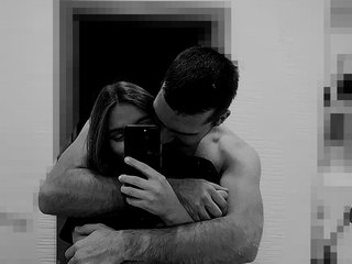 Erotikus videocsevegés KisaZlo