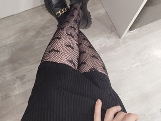 Erotikus videocsevegés KisKisBaby888