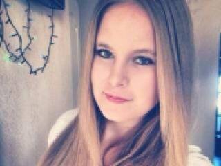 Erotikus videocsevegés kissa76