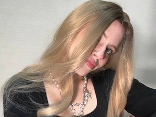 Erotikus videocsevegés LizaKisses