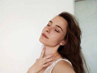 Erotikus videocsevegés MilennaKiss