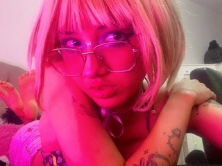 Erotikus videocsevegés kitty-scream