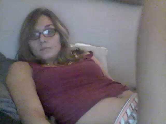 Sugárzási képernyőképek Kittyb2Daddy