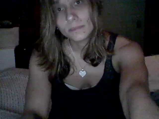 Sugárzási képernyőképek Kittyb2Daddy