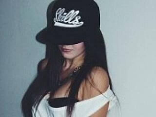 A profil fényképe kittyblack