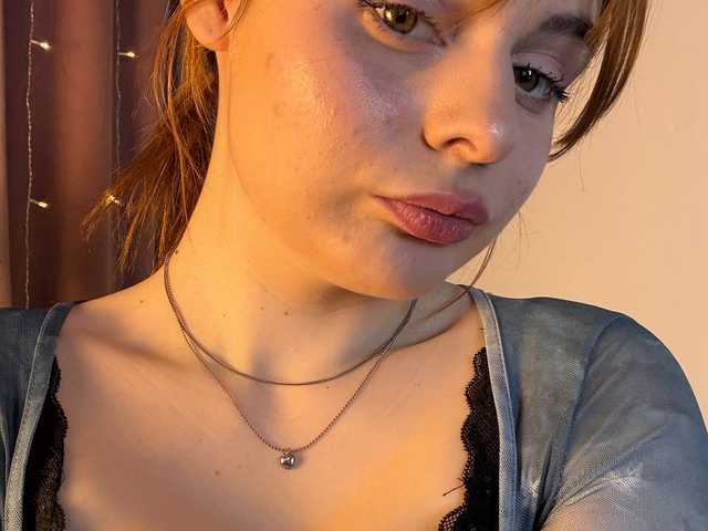 A profil fényképe kittyrinaa