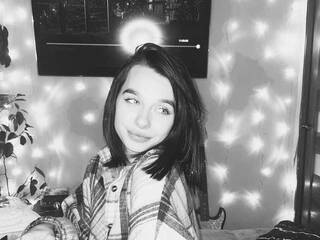 Erotikus videocsevegés Kj_Polly